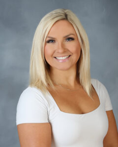 Alyssa Saykaly Website Picture